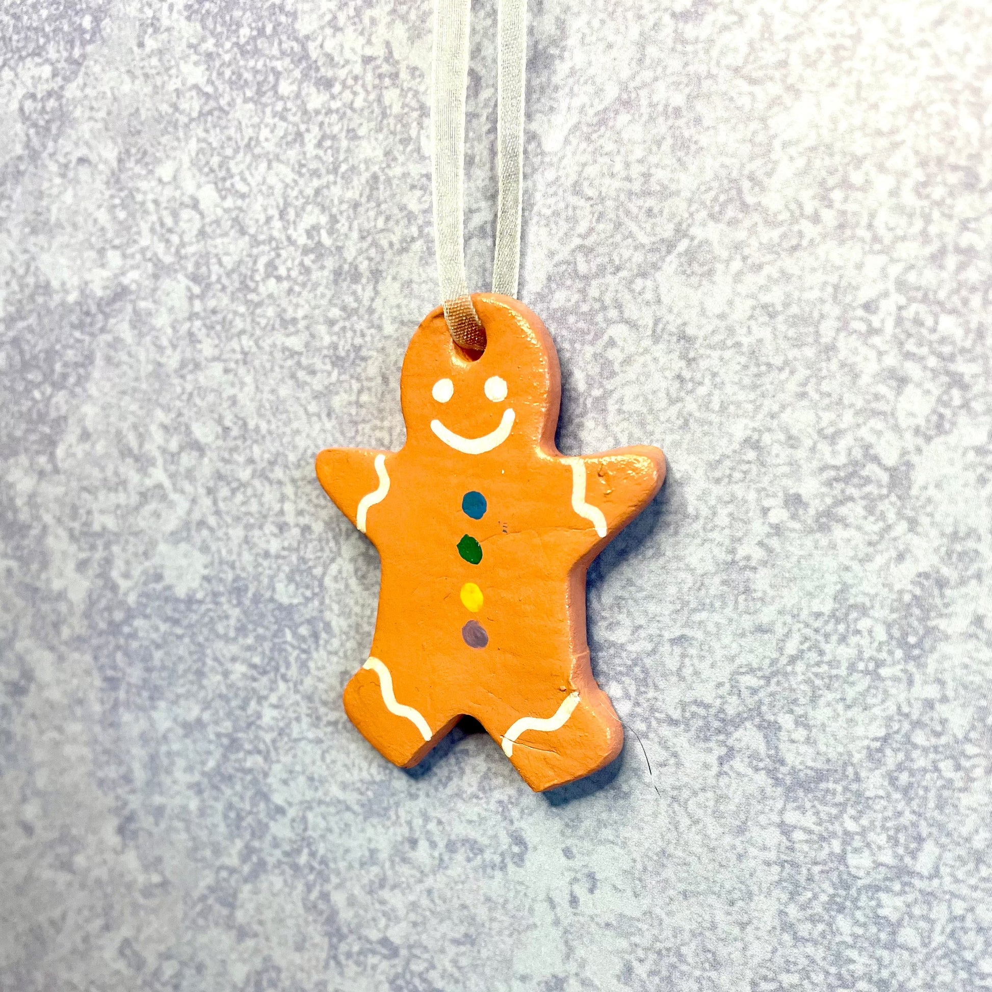 Small gingerbread man ornament